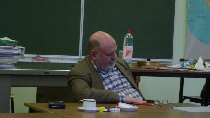 sleepingteacher224456132_12a1791aea_b